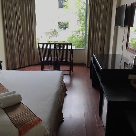The Imperial Home Hotel Pak Kret Esterno foto