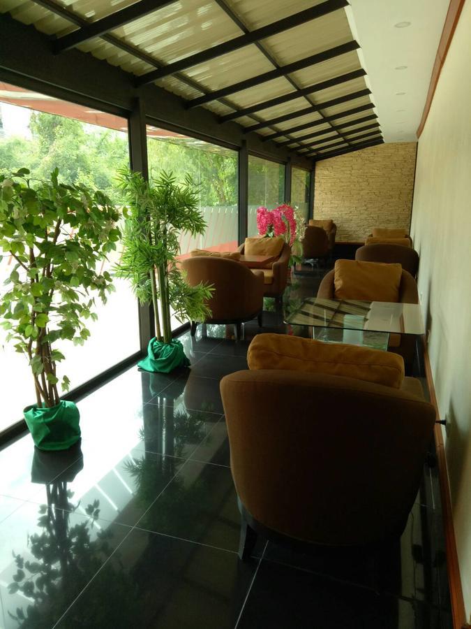 The Imperial Home Hotel Pak Kret Esterno foto