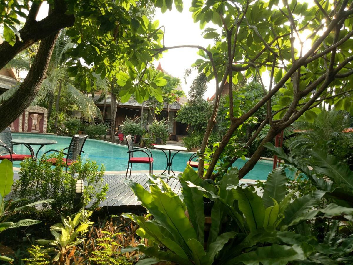 The Imperial Home Hotel Pak Kret Esterno foto