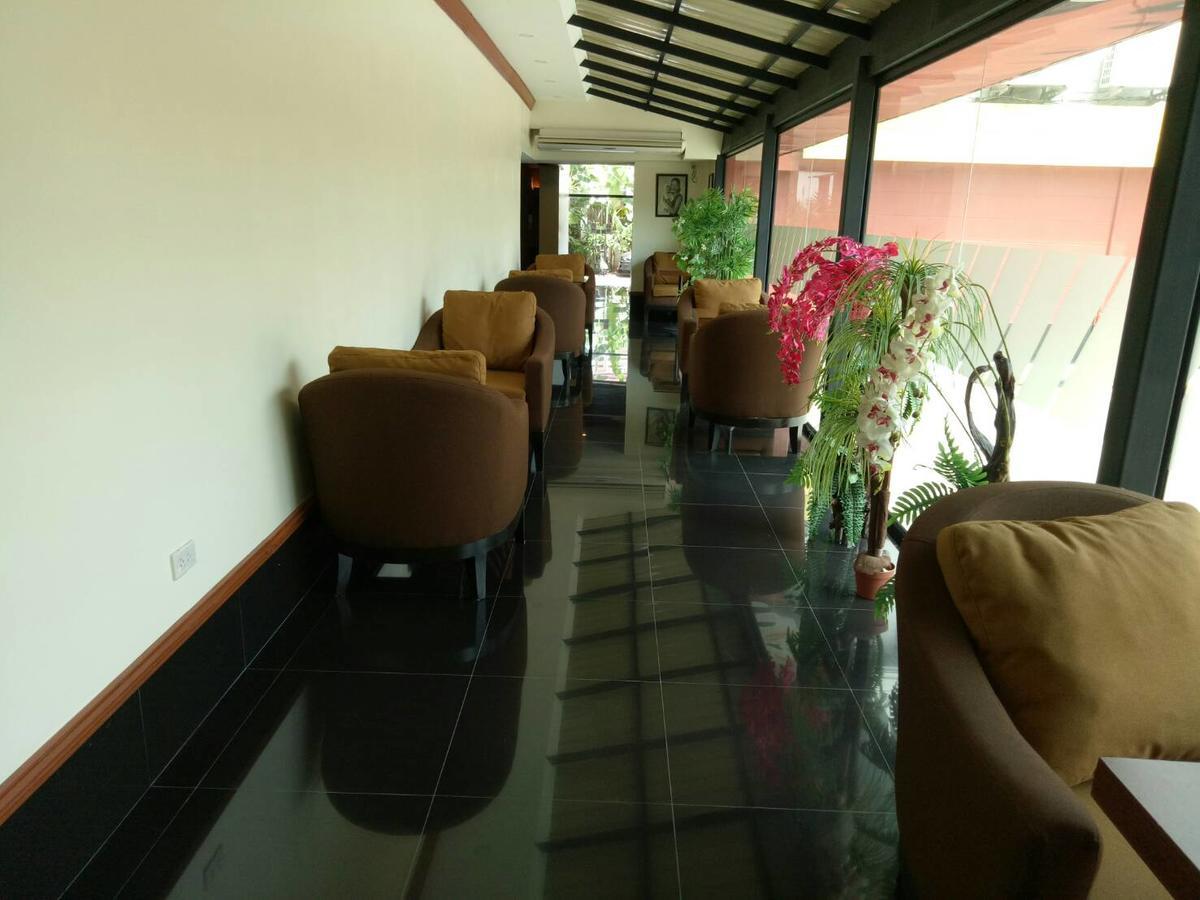 The Imperial Home Hotel Pak Kret Esterno foto