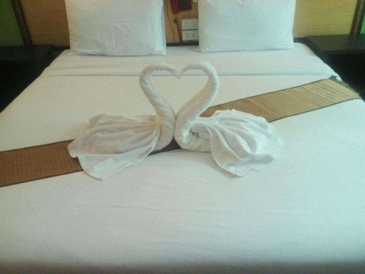 The Imperial Home Hotel Pak Kret Esterno foto