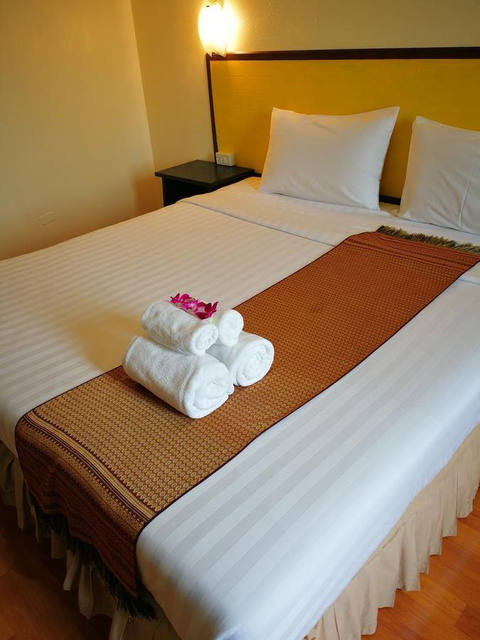 The Imperial Home Hotel Pak Kret Esterno foto